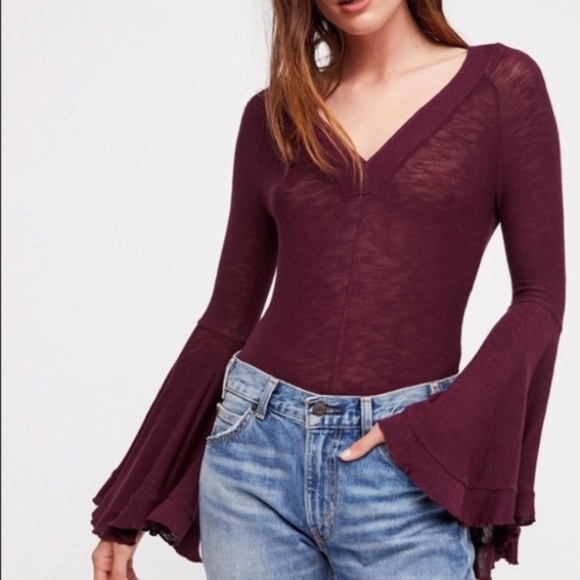 Free people | so dramatic bell sleeve tee 0490 - Picture 2 of 8